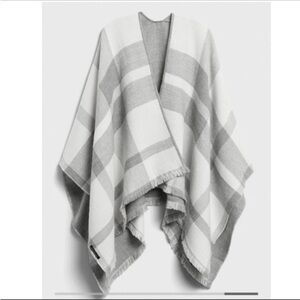 Banana Republic reversible grey plaid poncho wrap